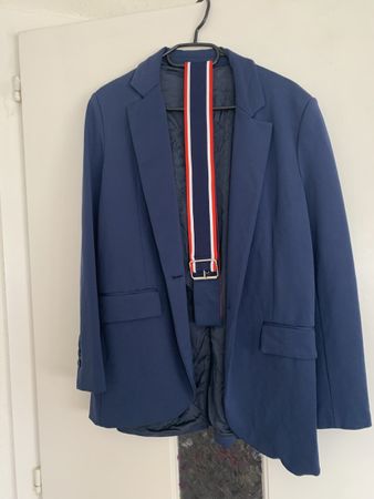 Blazer Pinko bleu marine taille 38 avec sangle tendance!