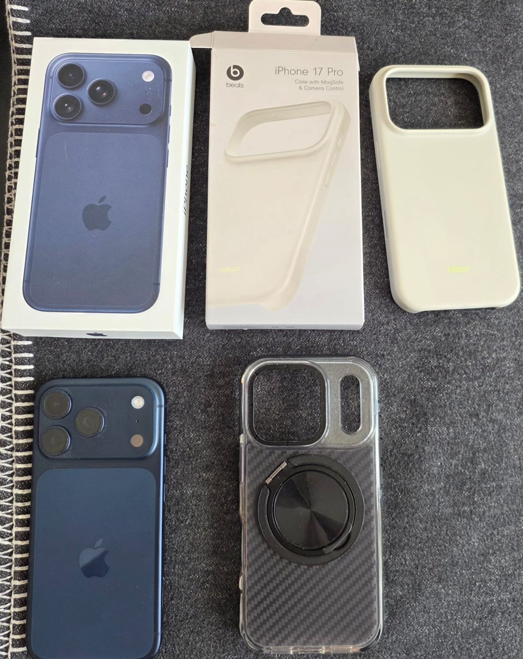 Apple Telefoni cellulari / Smartphones: iPhone 17 Pro 512GB - Deep Blue – Usato da Vaduz venduto da Kopelt1