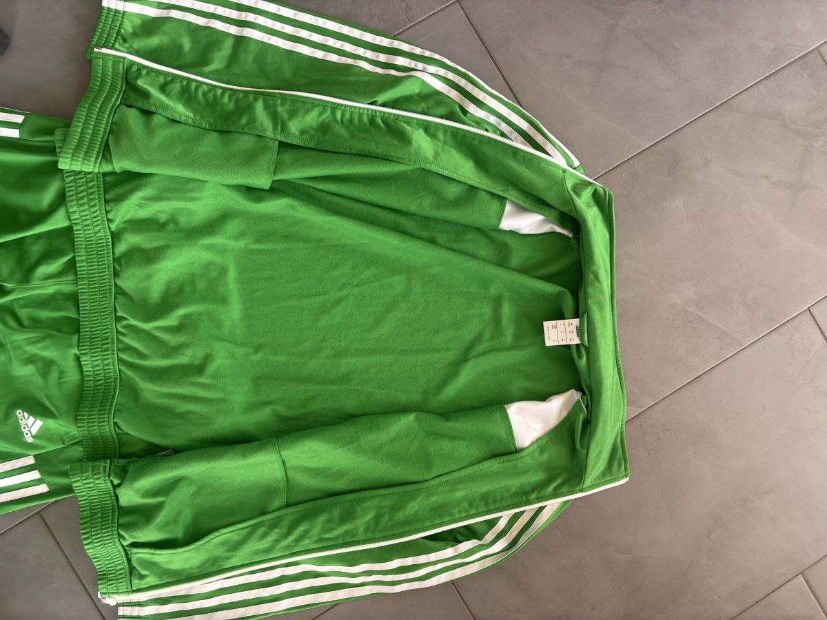 Adidas Completi, tute sportive e funzionali: Adidas Trainer Vintage 2013 M – Usato da Schmitten FR venduto da Hubalo 6