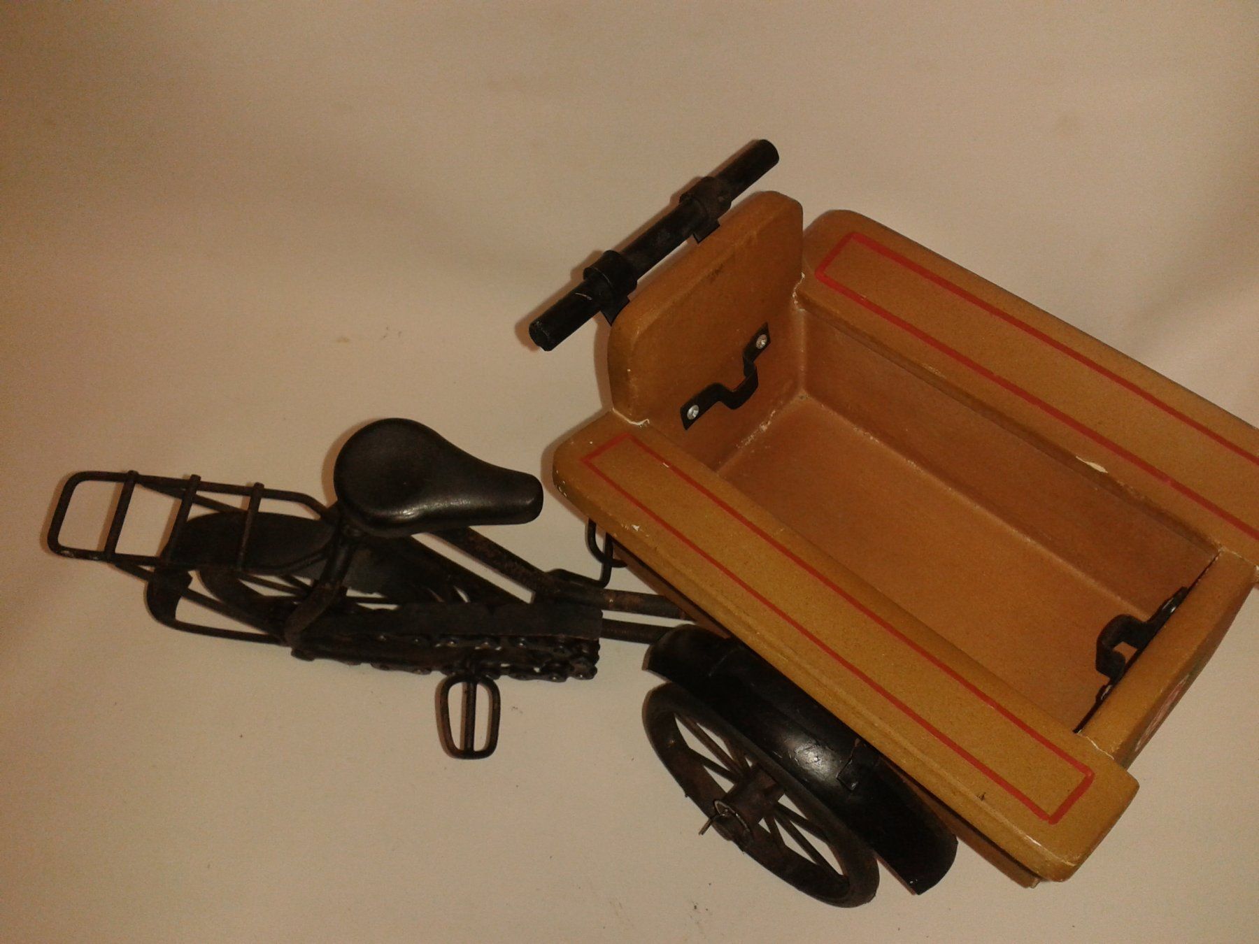 Alle Dekorationen: Miniatur-Lastenfahrrad – Gebraucht aus Basel von Dawid1713