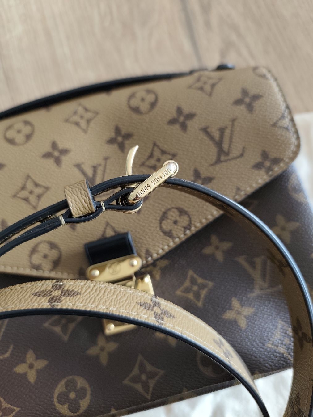 Louis Vuitton Borse da donna: Louis Vuitton Pochette Métis Reverse – Nuovo (secondo la descrizione) da Martigny venduto da Seuph-g23 3