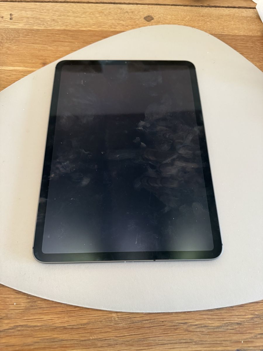 Apple Tablet PC: Apple iPad Pro 11” (2. Generation)  – Defekt aus Adliswil von Busys
