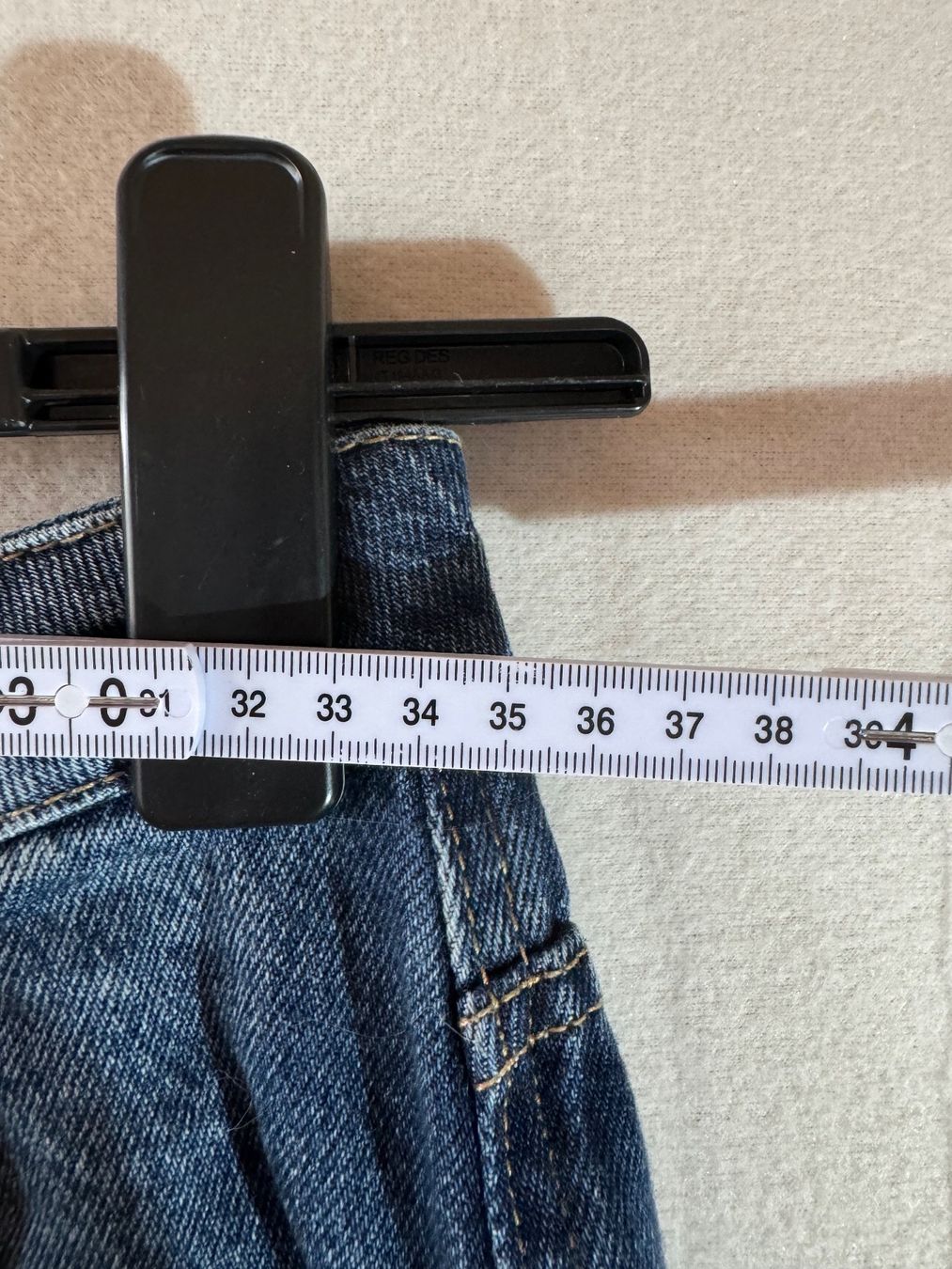 Stradivarius Jeans: Stradivarius Mom Jeans Gr. 36 – Usato da Grosswangen venduto da second_hand_dress 4