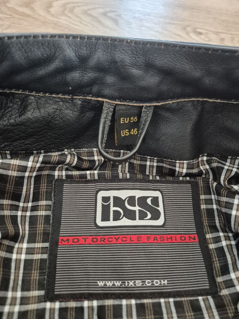 IXS Giacche: Motorradjacke ixs Echtleder – Usato da Urnäsch venduto da Sasali 2