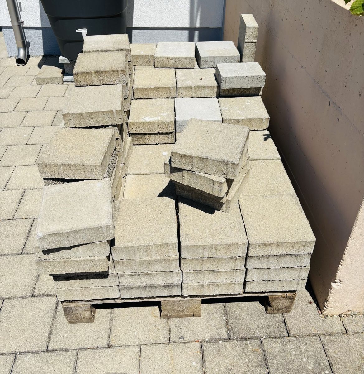 Rivestimenti per pavimenti: Pflastersteine, 130 Stück, 20x20x6cm – Usato da Ormalingen venduto da gacela 2