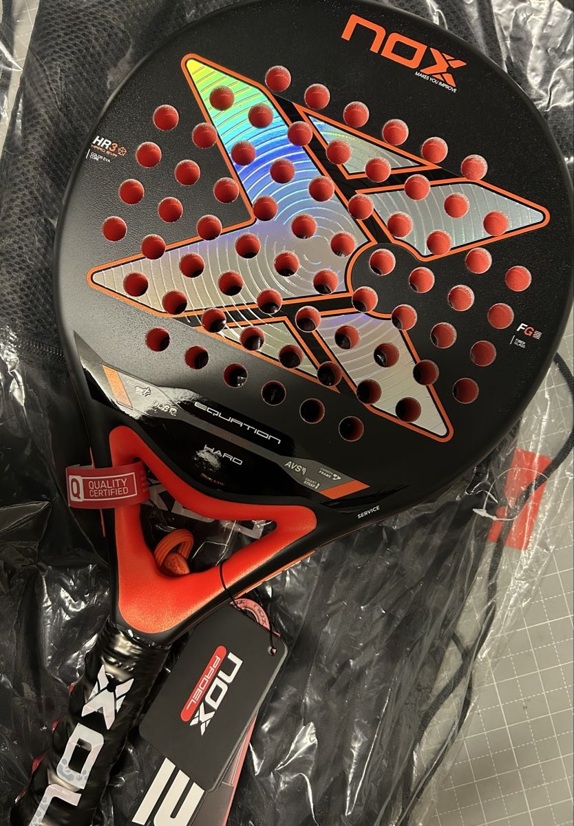 Racchette: NOX Equation Hard Advanced 2026 - neuer Padelschläger – Nuovo (secondo la descrizione) da Winterthur venduto da PalarPinoPadel