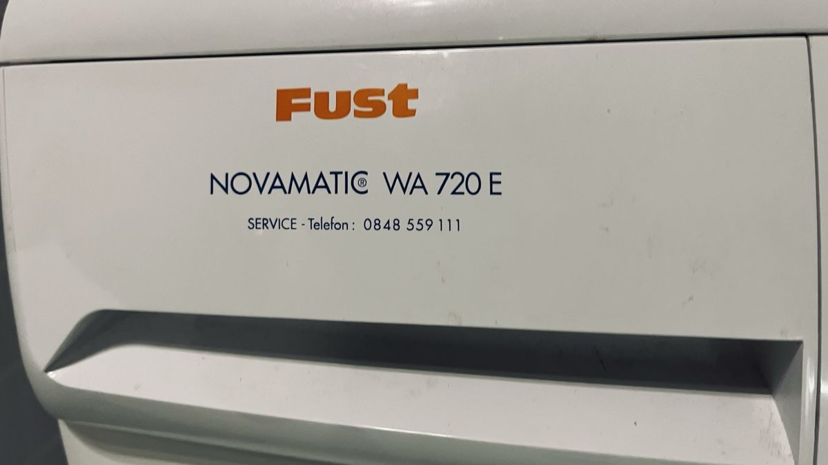 Tutte le macchine: Waschmaschiene mit Tumbler – Usato da Aadorf venduto da bobby_b 1