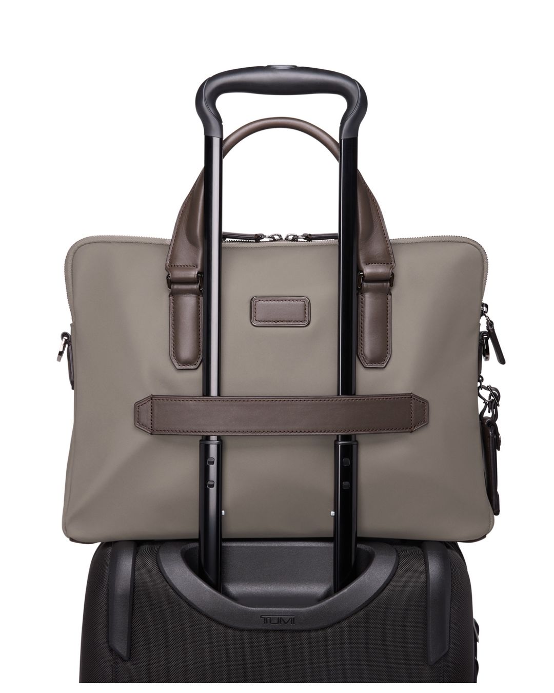 Tumi Taschen: tumi Harrison 14'' soft laptop case – Neu (gemäss Beschreibung) aus Unterseen von SONY-CoolGo