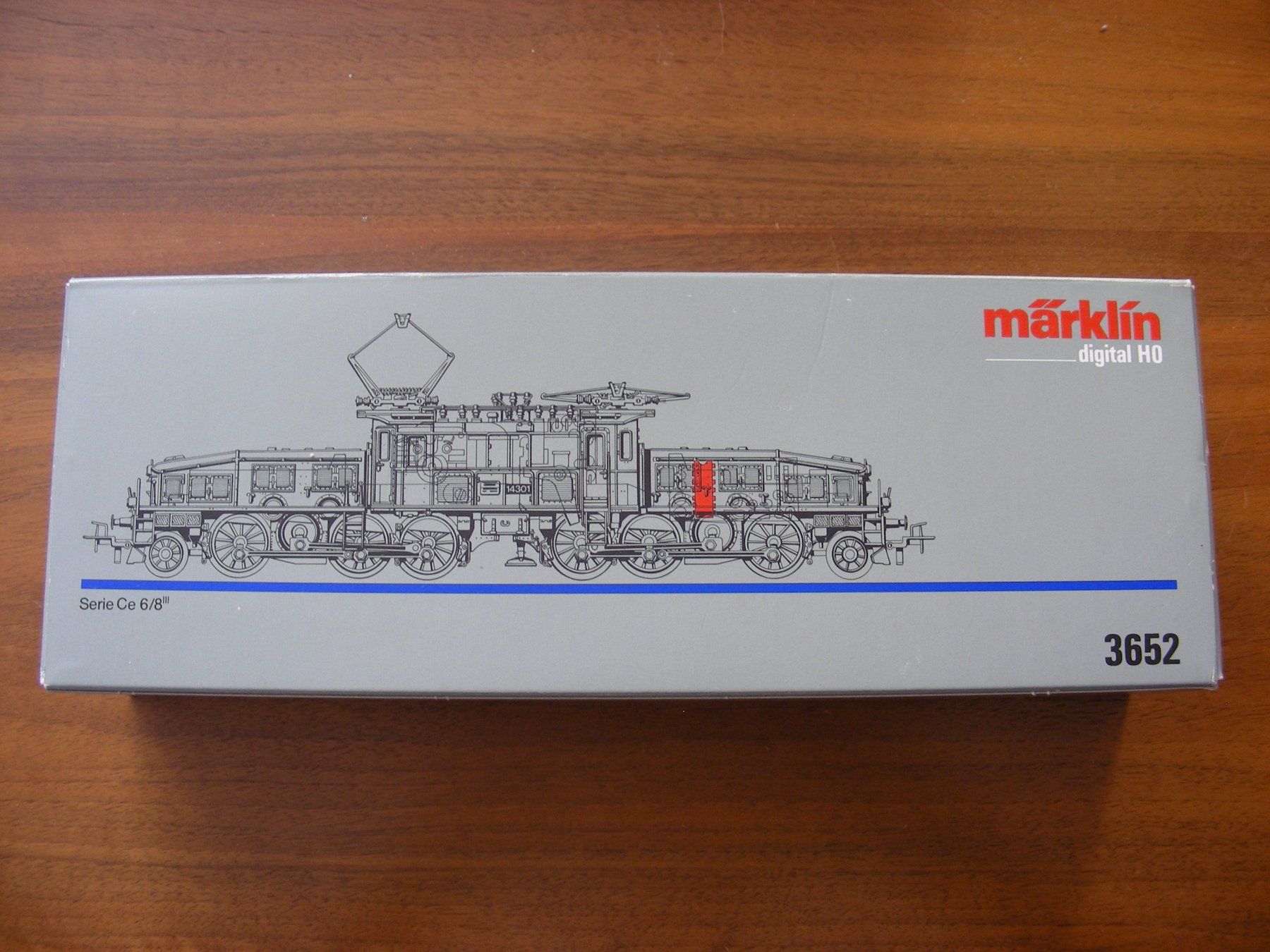 Märklin Modellini di ferrovie: Märklin crocodile 3652 – Usato da Villars-Burquin venduto da Rodjeurs 1