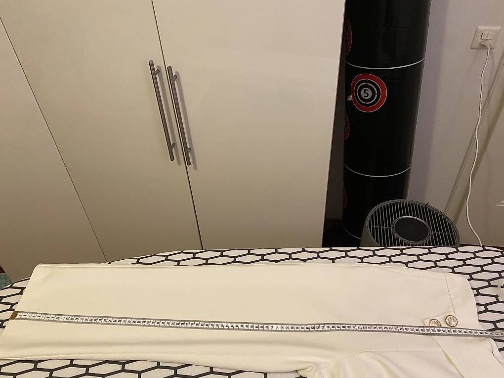 Hosen: White pants, XS/34 – Gebraucht aus Zürich von lin_z5xr 1