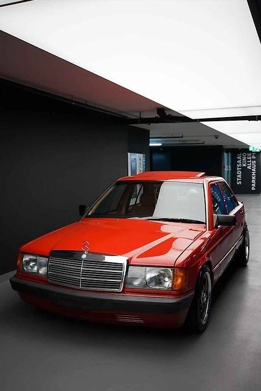 Automobili: MERCEDES-BENZ 190 E – Usato da Knonau venduto da mik_9nn7