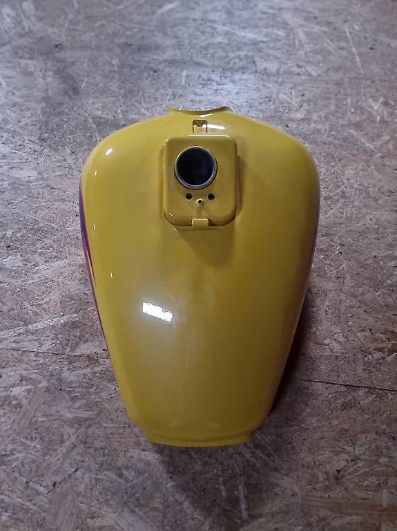 Accessori per altri veicoli: Tank 2 – Usato da Aedermannsdorf venduto da Automarkt 1