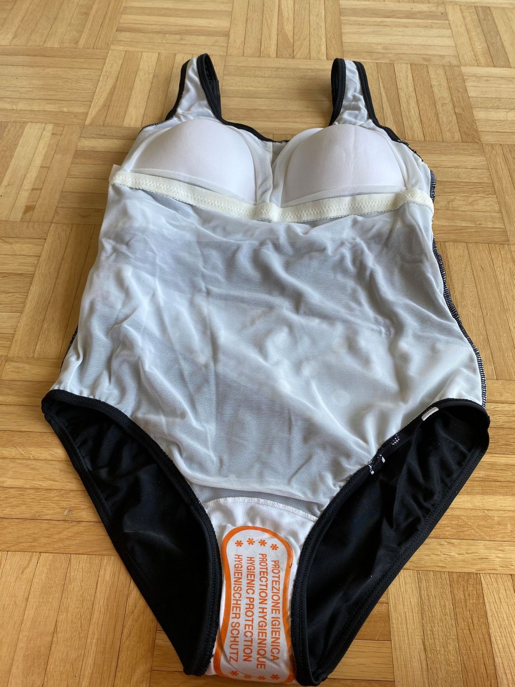 Costumi da bagno & Bikini: klassisches Badekleid, Gr. 42, BECO; NEU – Nuovo (secondo la descrizione) da Weinfelden venduto da Cheyenne21 3