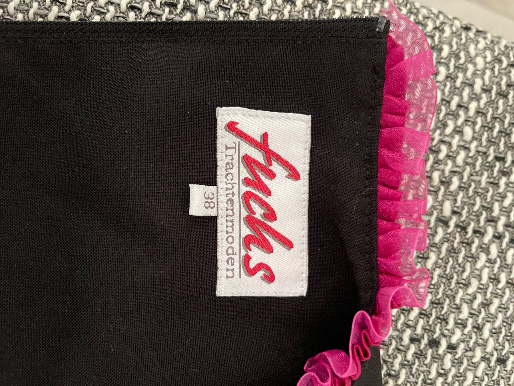 Kleider: Dirndl grösse 38 – Neu (gemäss Beschreibung) aus Tägerig von Unbekannt5522 4