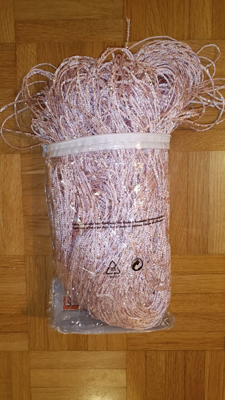 Vorhänge: Fadenvorhang rosa/glitzrig – Gebraucht aus Dübendorf von Me_sa 1