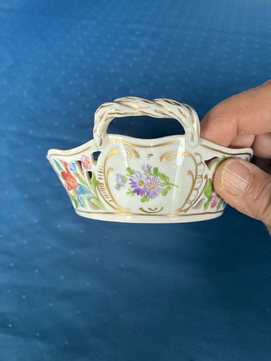 Ciotole: Dresden - Korbschale mit Blumenmotiven – Usato da Dornach venduto da Rosengarten 5
