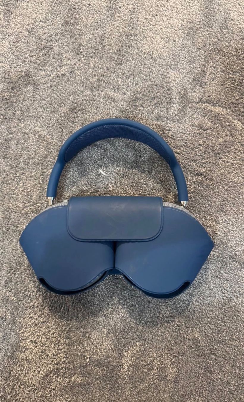 Apple Cuffie: Casque Apple AirPods Max bleu  bon état – Usato da Villeneuve VD venduto da lar_8jtd