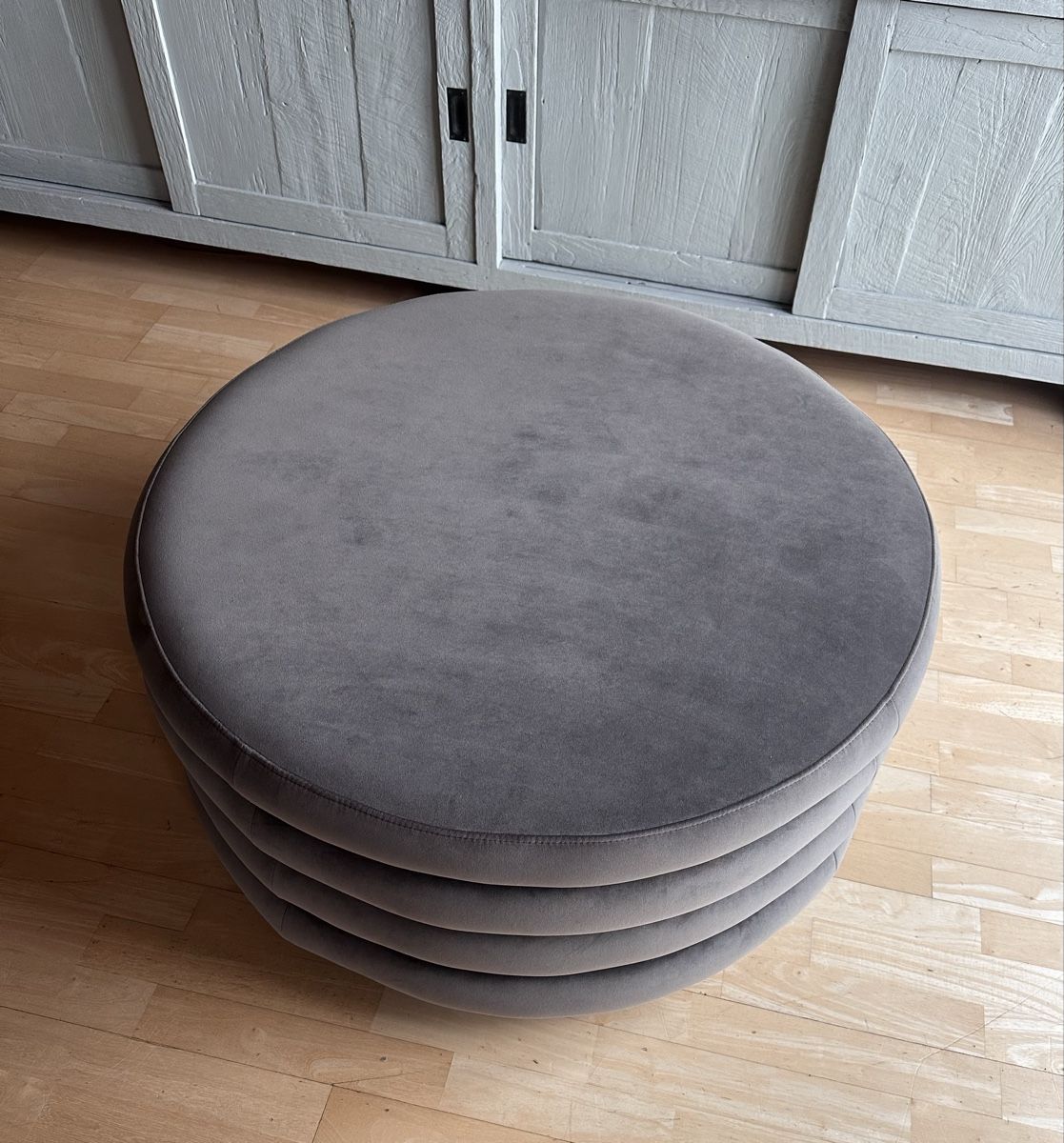 Hocker: Grosser Hocker anthrazit – Gebraucht aus Uetikon am See von manoka1 1