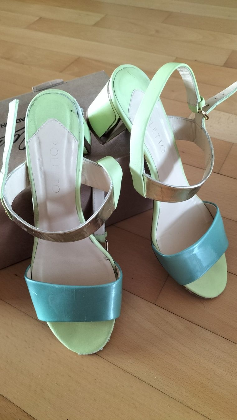 Scarpe da donna: Damen Sandalen, Poletto IT, Gr.38 – Usato da Pfäffikon ZH venduto da e13_x2n5