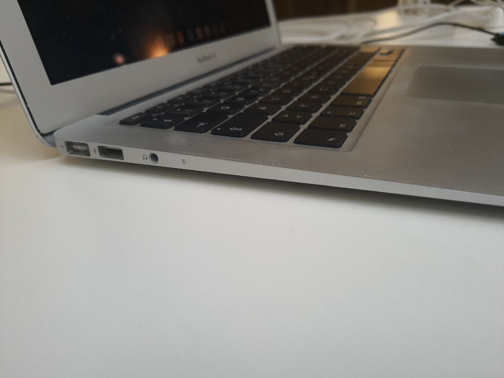 Apple Notebook: Apple Macbook Air 13 Zoll – Usato da Flawil venduto da rcnkr 3