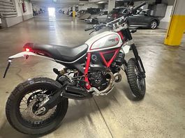 Ducati Scrambler Desert Sled Frisch ab Service & MFK!