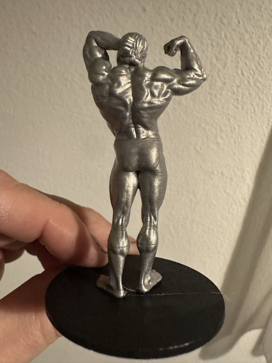 Statuette: 2 x Mini Arnold Schwarzenegger Bodybuilding Terminator – Usato da Schlieren venduto da Moviepropde 1