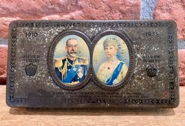 1935 KING GEORGE V & QUEEN MARY Jubiläum Dose England London