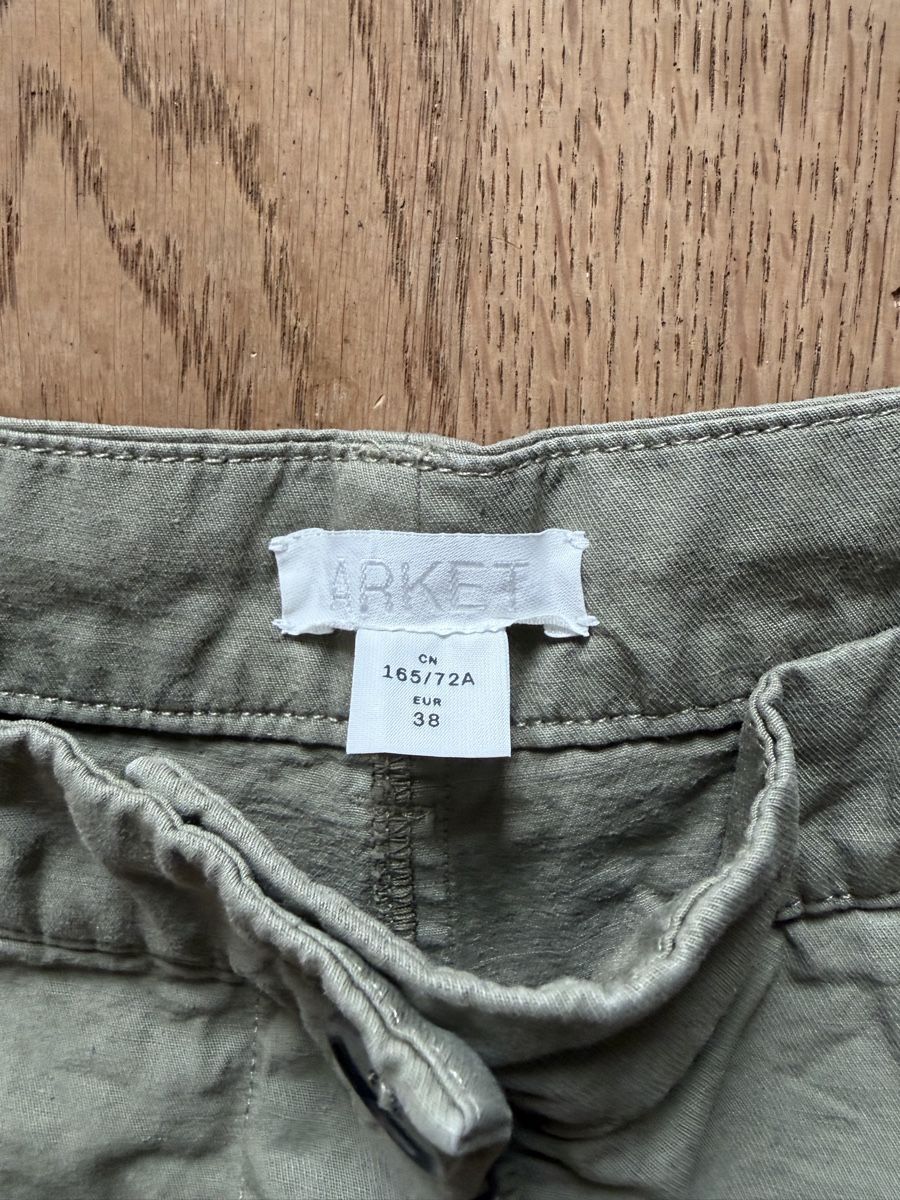 Arket Pantaloni: Hosen von ARKET – Usato da Zuerich venduto da yasminflower 1