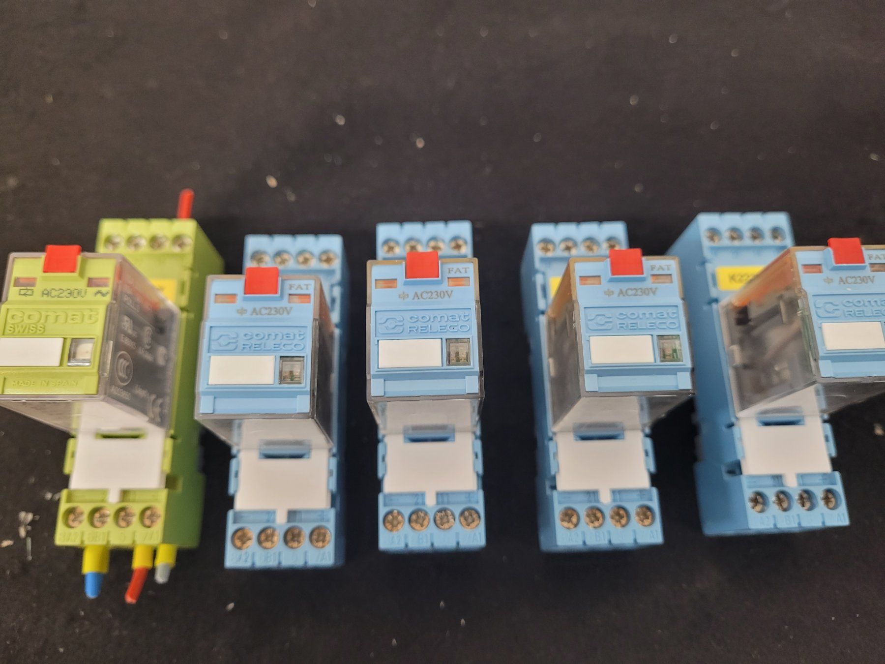 Elektronikbauteile: 5 Stück - Comat C7 - A20X - AC230V – Gebraucht aus Vitznau von Vitznau84 1