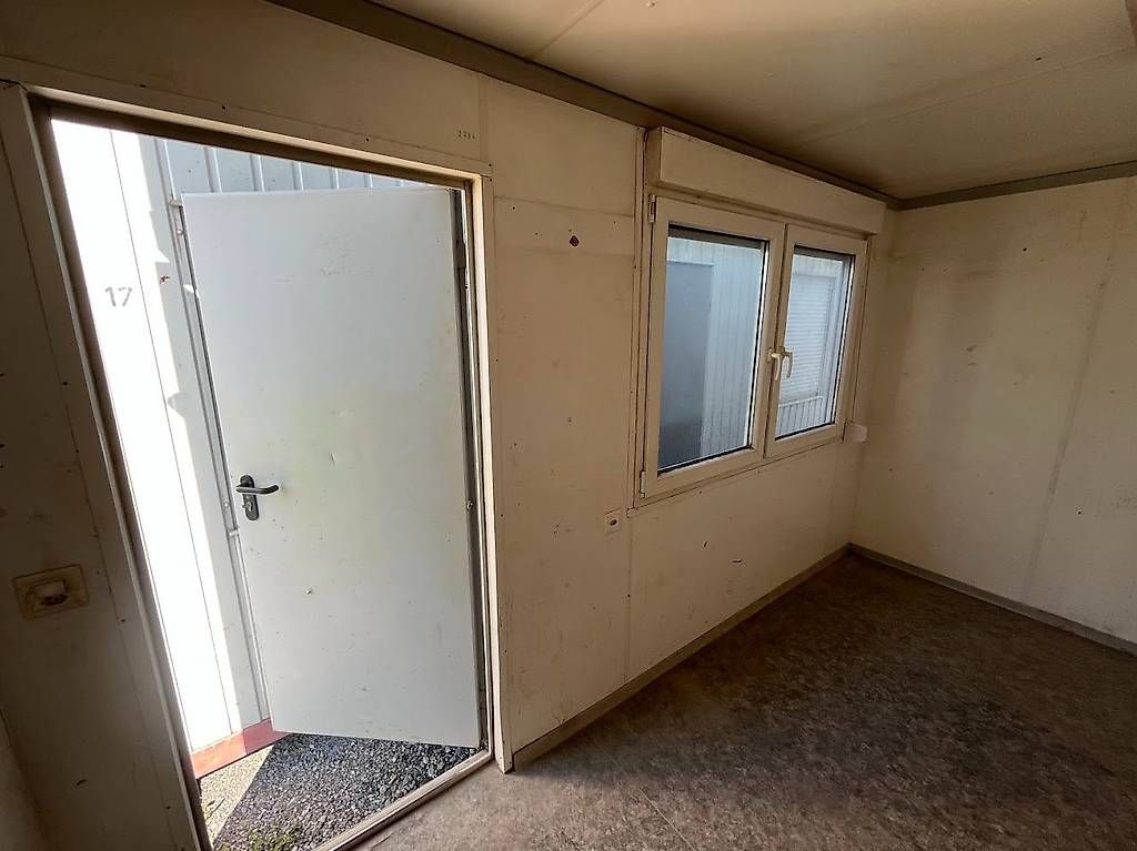 Conteneurs de construction: Container Baracke Baubüro Material Polier Mannschaft – D'occasion à St. Gallenkappel par wihatomo 7