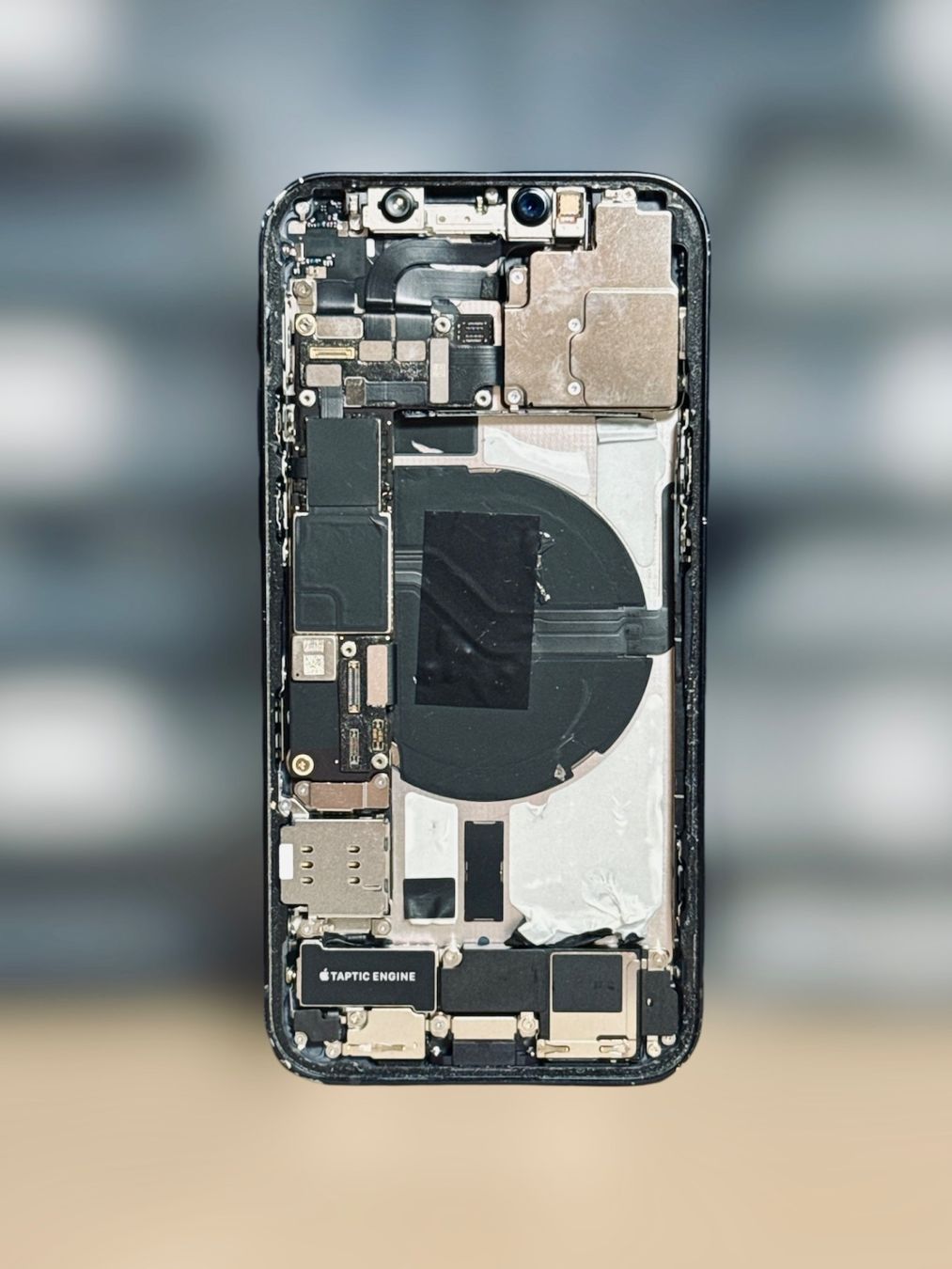 Apple Telefoni cellulari / Smartphones: châssis noir iPhone 12 pour pièces détachées – Usato da Morges venduto da DA-repa 1
