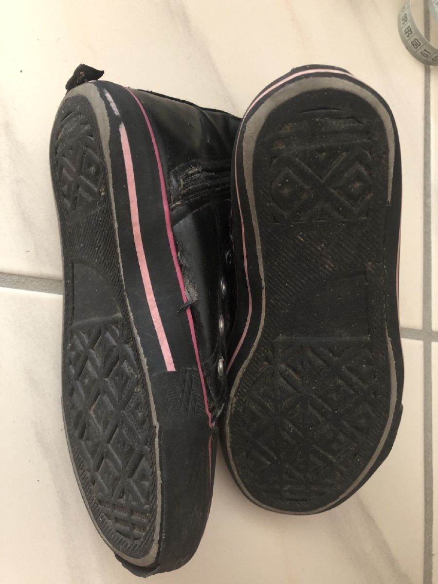 Schuhe für Mädchen: Hello Kitty Sneakers black pink 20cm Sohle used – Gebraucht aus Baltschieder von Miumiu21 1