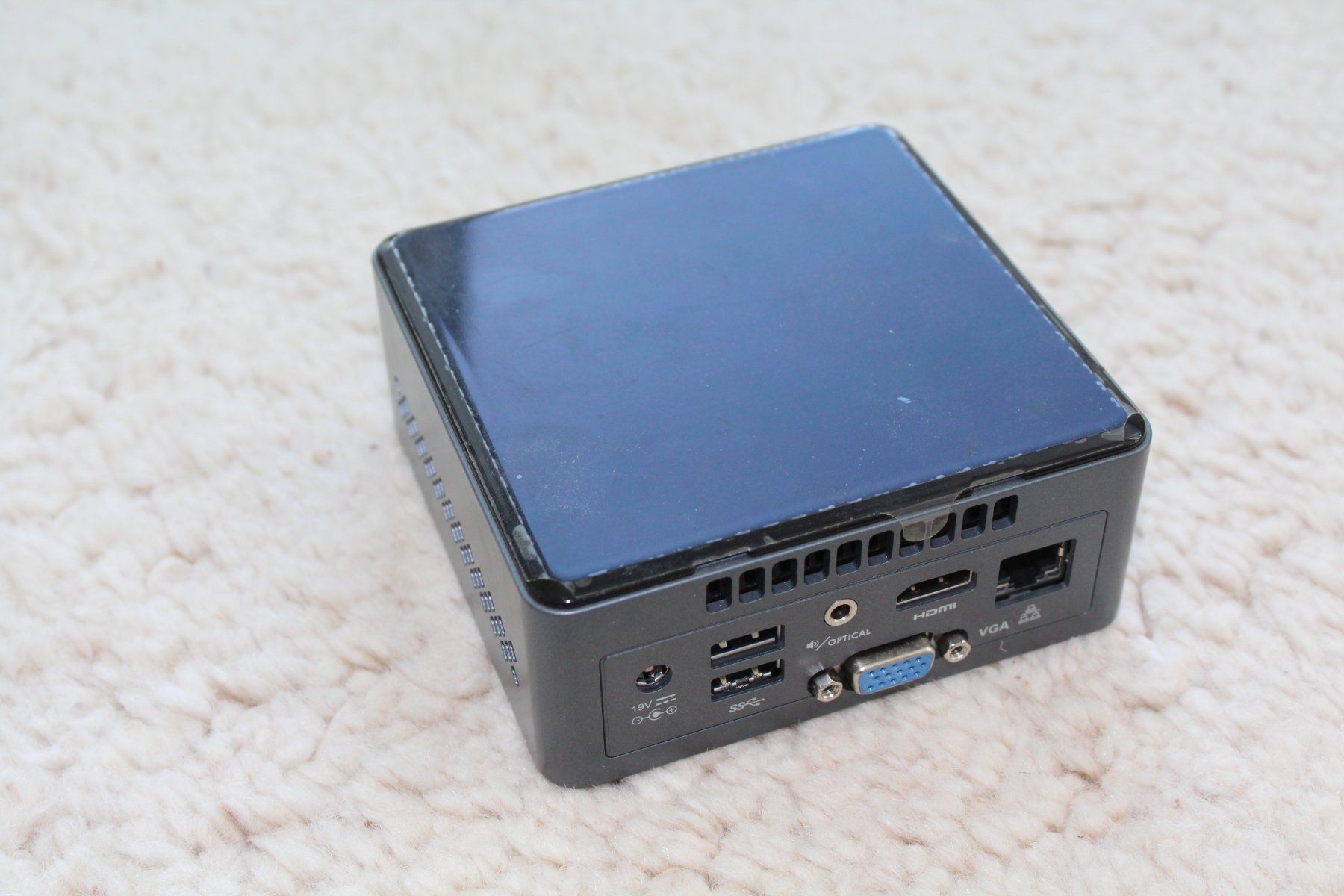 Intel PCs: Intel NUC NUC6CAYS – Gebraucht aus St. Gallen von checco40 1