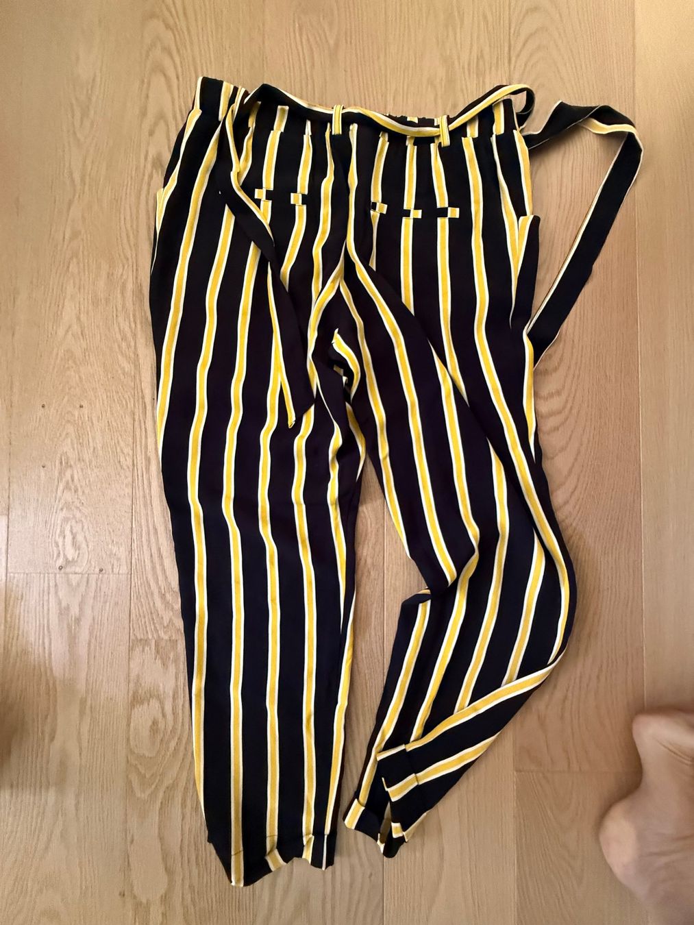 Pantaloni: Summum Studio Sommer Hose Grösse 40 Viskose – Usato da Kirchdorf AG venduto da coco123 5