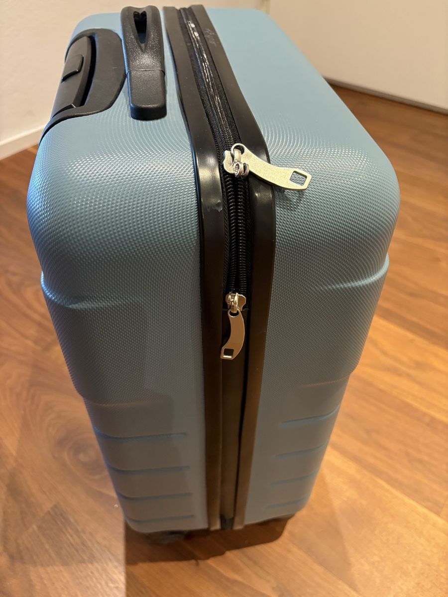 Valigie: Handgepäckskoffer (mit Rollen) – Usato da Kloten venduto da Zazu 2