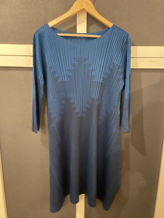 Issey Miyake Pleats Please Kleid blau