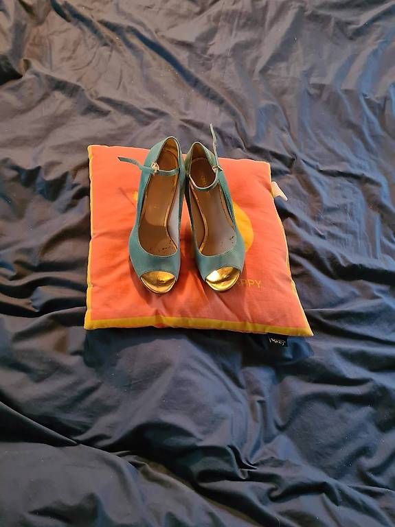 Chaussures femmes: sandalettes à talons – D'occasion à La Croix (Lutry) par azzura01 1