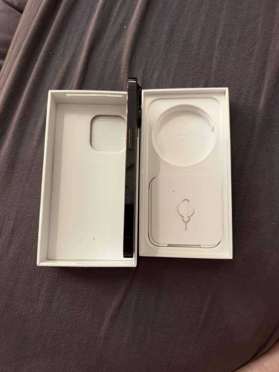 Apple Handys / Smartphones: Iphone 14 pro 128 GB mit hülle – Gebraucht aus Chur von Fetsil 4