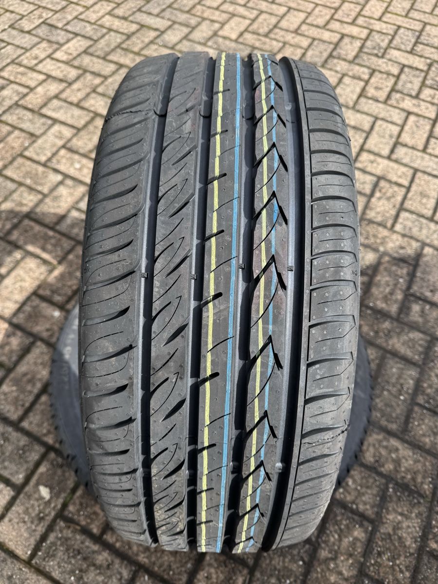 Pneus & Kompletträder: 225/45R18 Sommerpneu – Neu (gemäss Beschreibung) aus Aristau von 020214 1