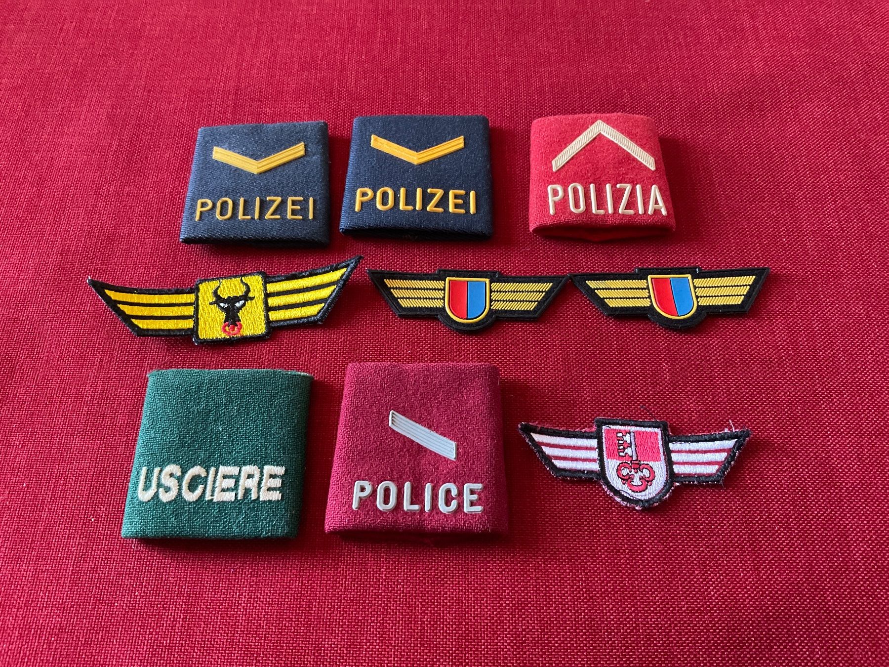 Placchette & Badge: Vintage Polizei Abzeichen – Usato da Lugano venduto da Persepolis
