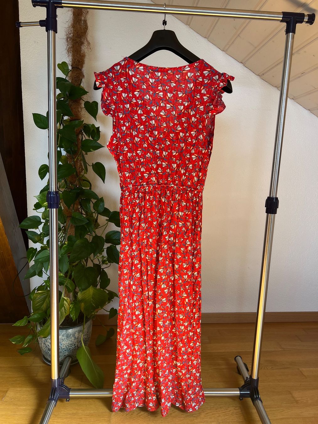 Vestiti: Robe fleurie Manouchka taille M – Usato da Lausanne venduto da ale_2v92 1