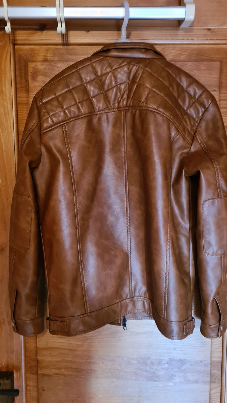 Giacche: neue Kunstlederjacke – Nuovo (secondo la descrizione) da Emmenbrücke venduto da Eichhoefli 1