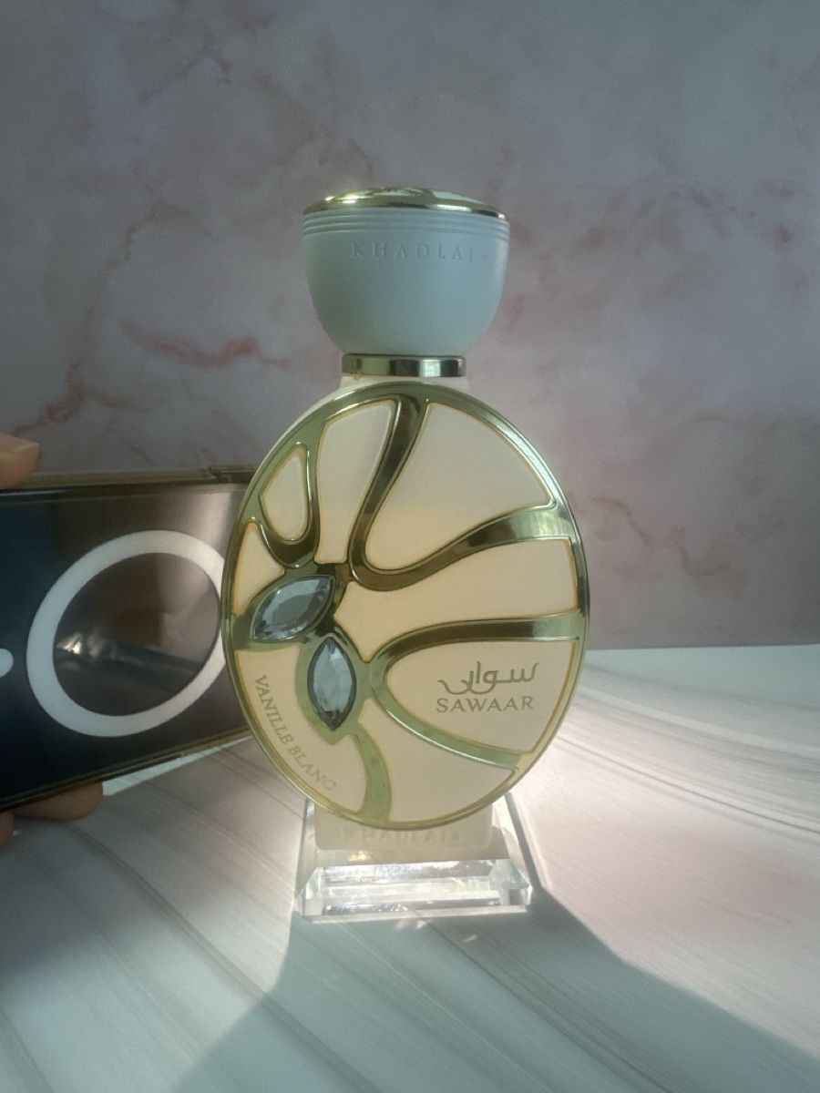 Profumi & Eau de Toilette: Khadlaj sawaar vanille blanc – Usato da Altstätten SG venduto da Perfumesiren23 1