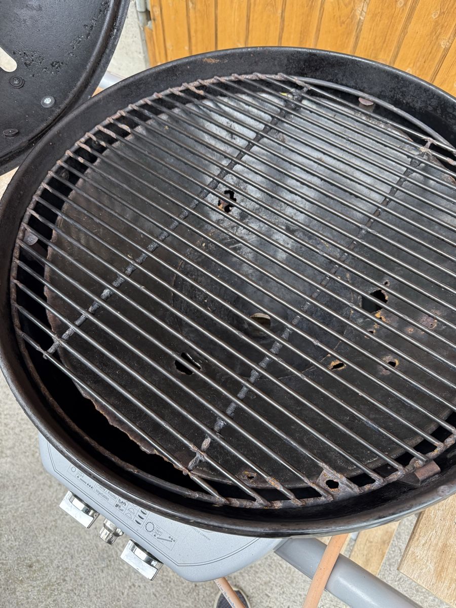 Grills: Outdoorchef Kugelgrill – Gebraucht aus Arth von a_a_n5vp 1