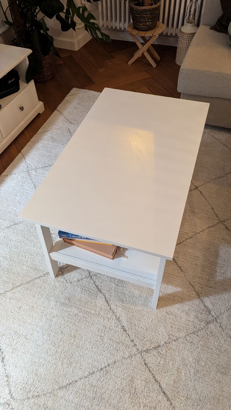 Tische: White Coach Table IKEA – Gebraucht aus Basel von mhg_99c6
