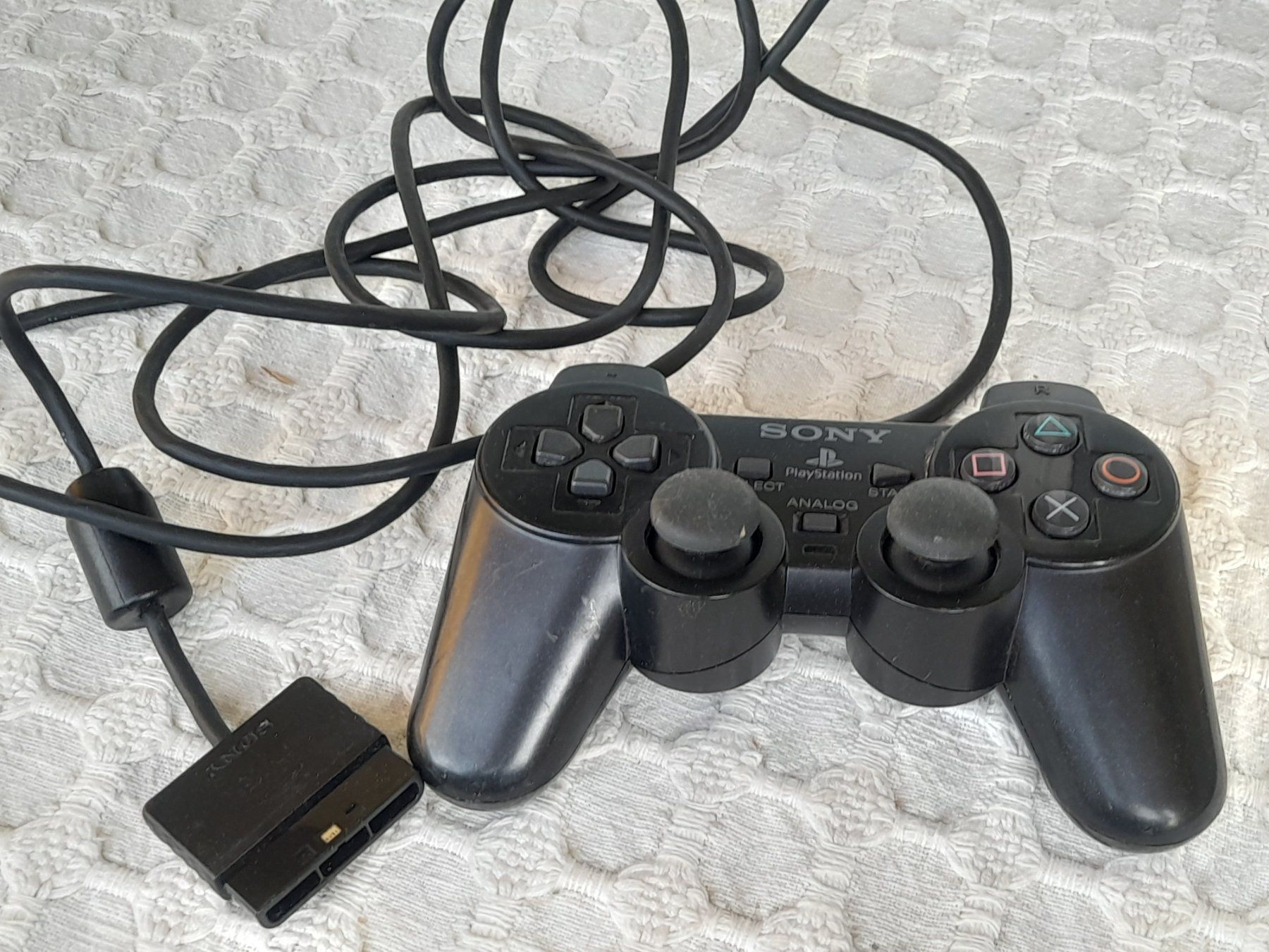 Sony Controller: Sony Playstation Controller – Usato da Thun venduto da Treff.....e 9