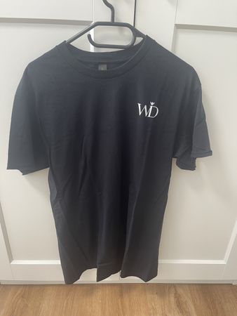 Schickes schwarzes T-Shirt mit WD-Logo, Grösse M