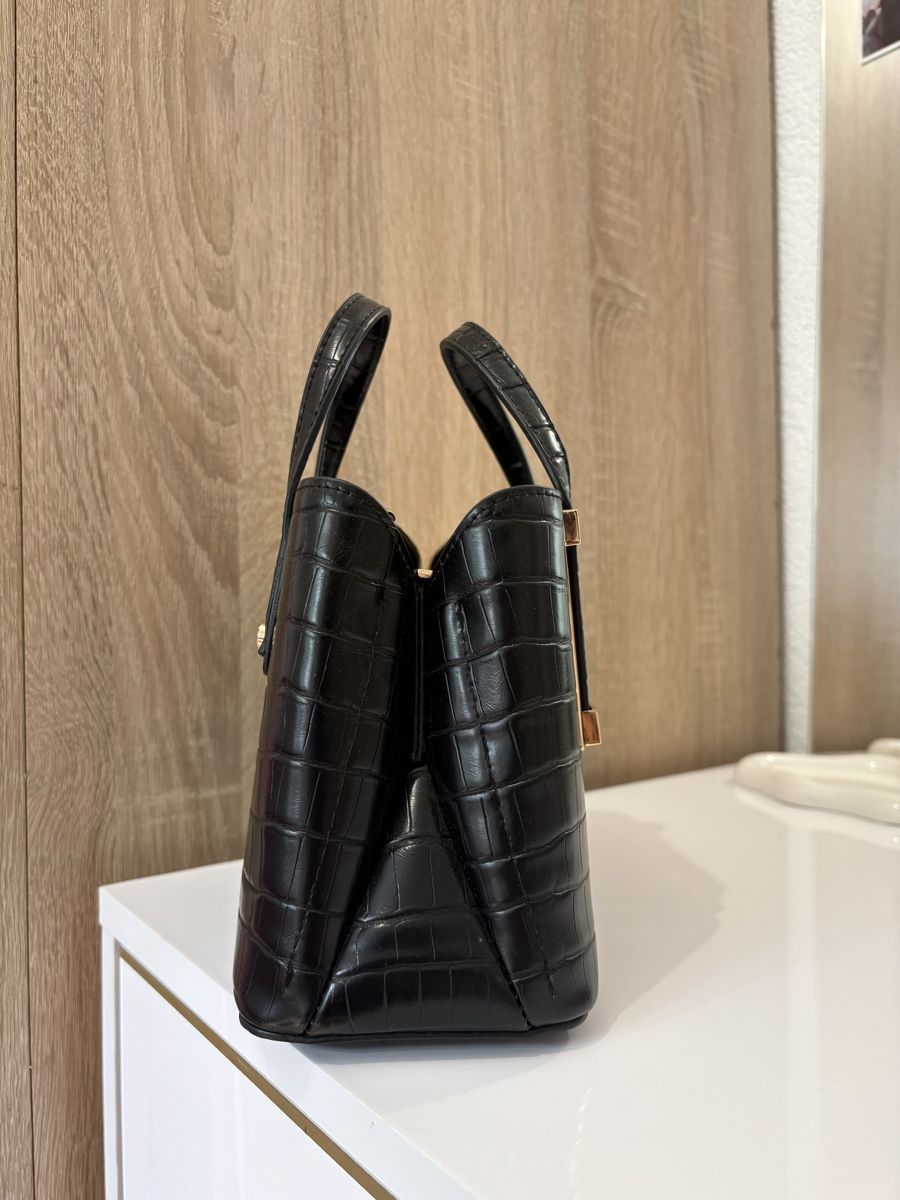 Dune London Borse da donna: Sac à main Dune noir aspect croco – Nuovo (secondo la descrizione) da Delémont venduto da vlc_03 3