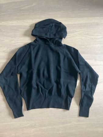 Schwarzer Esmar Hoodie, Grösse S (XS), top Zustand 