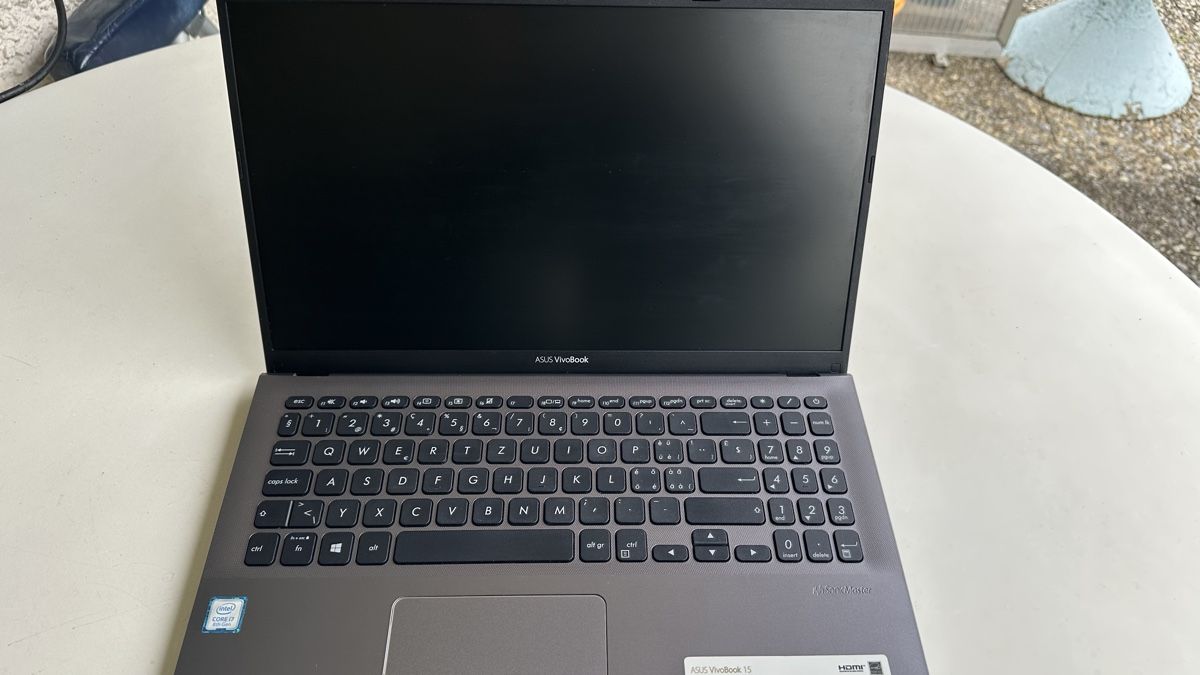 Asus Notebook: ASUS Laptop – Usato da Veltheim AG venduto da KimiSinger 1